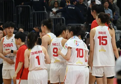 APP下载-媒体人： 杨力维这番言论有风险的，可能会动了一些人的蛋糕